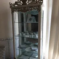 سلام یک عدد بوفه تمیزوسالم سه طبقه