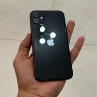 ایفون ۱۱ نرمال