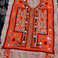 لباس دست دوز