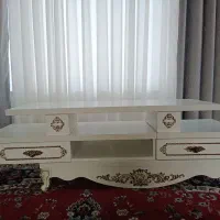 فروش میز تلویزیون در حد نو