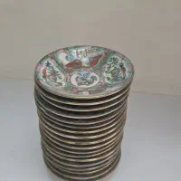 نعلبکی لب طلایی پر کار مرغی