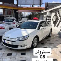 سیتروئن C5 سفید ۲۰۱۱