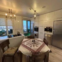 برج باغ به نام / طبقه ۱۰ / ویو کوهستان و تهران