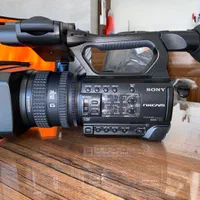 دوربین فیلمبرداری سونیNX100 درحد اکبند