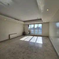 ۱۱۰ متر ۲ خواب/تاپ لوکیشن داراباد/ویو سرسبز
