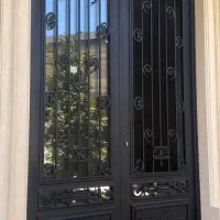 استخدام نیروی جوشکار درب و پنجره ساز