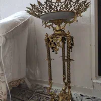 ظرف میوه پایه دار بلند|ظروف سرو و پذیرایی|قرچک, میرزائی جنوبی|دیوار