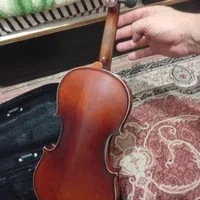 دستگاه ویولون|ویولن|اندیشه, اندیشه فاز ۳|دیوار