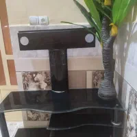 میز تلویزیون شیشه ای