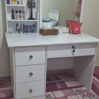میز آرایش