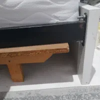 تخت خواب ومیزوصندلی چوبی|تخت و سرویس خواب|بهشهر, |دیوار