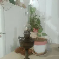 چراغ گردسوزنفتی قدیمی و فانوس قدیمی