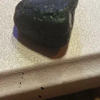 سنگ اول ا رنگ های مختلف میشه مخصوصا بنفش