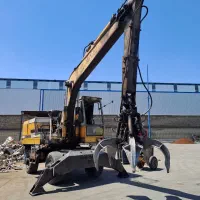 بیل مکانیکی لیبهر۹۱۲