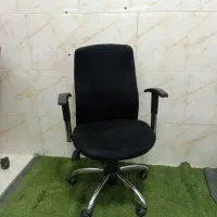 صندلی اداری مدیریت لیو 3 حالته lLive