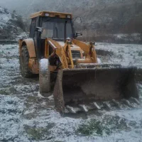 بیل بکهو ۶ سیلندر جفت (تی دی ال ۱۳۰)|خودرو سنگین|درگز, |دیوار