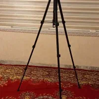 سه پایه دوربین عکاسی