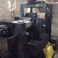 فروش تمام لوازم لاستیک سازی پرس قلطک میز کار