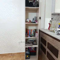 کمد کتابخانه یا چیدمان لوازم شخصی پنج قفسه
