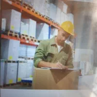 نیروی کار انبار گیاهان دارویی
