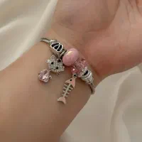 دستبند ....‌|بدلیجات|شاهین‌شهر, عطار|دیوار