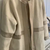 پالتو زمستانی زنانه بسیار تمیز و کماستفاده