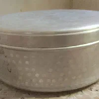 قابلمه بزرگ هست قدیمی نو نو هست