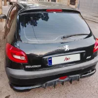 206 مدل 81 معاوضه با وانت پیکان