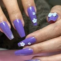 خدمات تخصصی کاشت و ترمیم ناخن