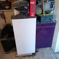 دوعدد میزپیشخوان