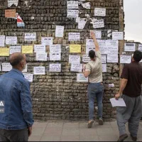 تعدادی کارگر ساده آقا و بازنشسته آقا فرز یک نفر