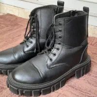 بوت|کیف، کفش، کمربند|قم, آذر (نکویی)|دیوار