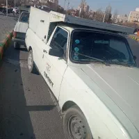 وانت بار با کارگر اسباب‌کشی و کارگر تنها