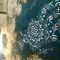 شاگرد پتینه کار ونقاش .