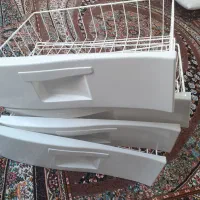 وسایل یخچال سونیاشیشه وکشوهاش همه سالم