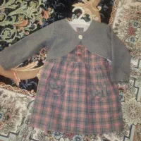 چند تیکه لباس بچگانه