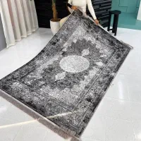 فرش کلاسیک ترنج مشکی طلایی