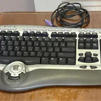 کیبورد کامیپوتر سیمی تمیز و سالم برند TVM