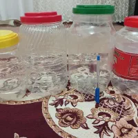 تعدادی ظروف پلاستیکی و شیشه‌ای|ظروف نگهدارنده، پلاستیکی، یک‌بارمصرف|اهواز, کمپلو جنوبی|دیوار