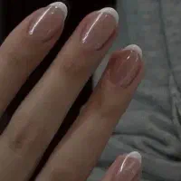 کاشت حرفه ای ناخن فقط250تومان