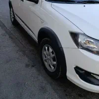 کویک R فول سفید مشکی