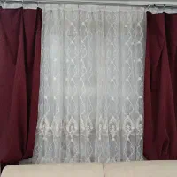 پرده و والان پذیرایی به همراه میل پرده|پرده، رانر، رومیزی|محمدشهر, همایون ویلا|دیوار