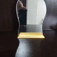 آئینه با پایه