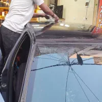 شیشه دودی با گارانتی ۷۵۰ تومن|خدمات موتور و ماشین|تهران, خاک سفید|دیوار