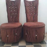 دو عدد صندلی
