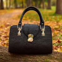 کیف زنانه ومردانه چرم طبیعی|کیف، کفش، کمربند|کاشان, زیارتی|دیوار