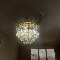 یک عدد لوستر نو