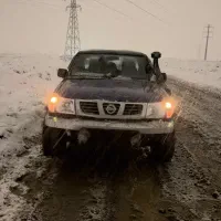 نیسان پیکاپ دو کابین