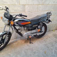 موتور سیکلت احسان