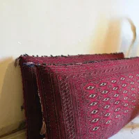 ۲ عدد پشتی لاکی قرمز دستباف قدیمی